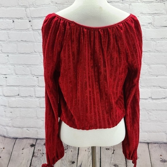 Vintage Red Long Sleeve Tie up crop top - Picture 3 of 13